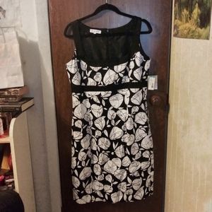 NWT Rena Rowan Sleeveless Black & White Abstract Floral Dress 14